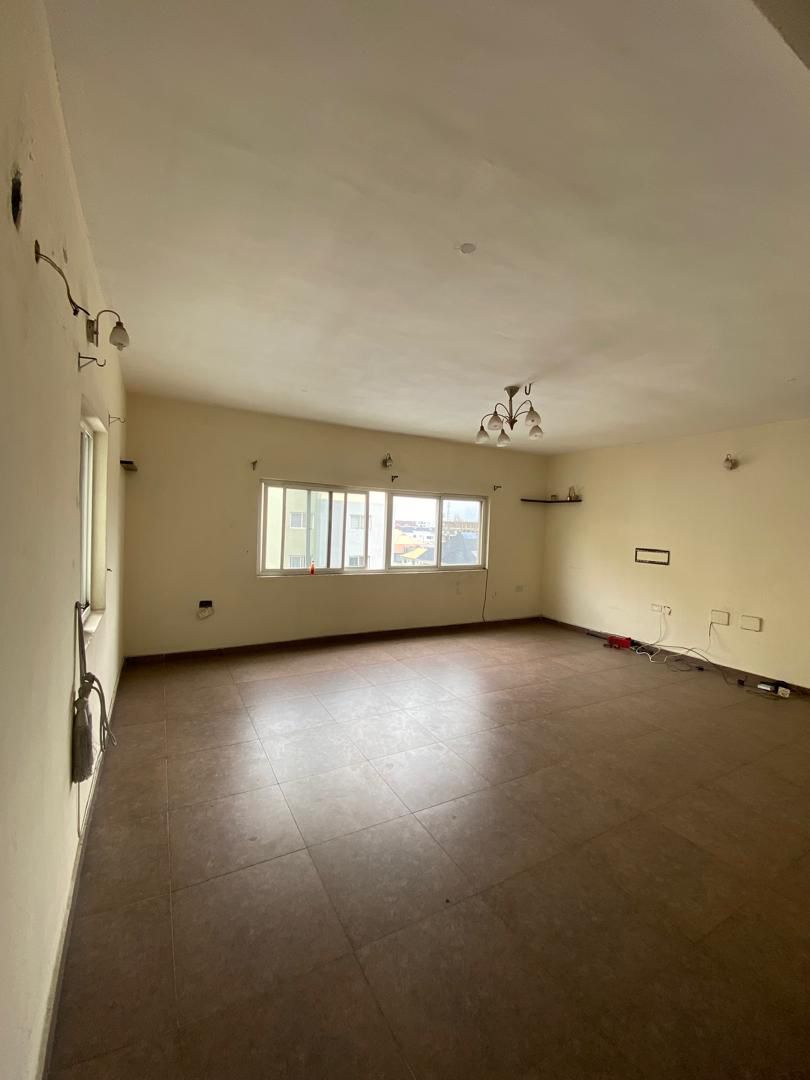 A FULLY SERVICED 3 BEDROOM FLAT/APARTMENTS WITH BQ AVAILABLE.